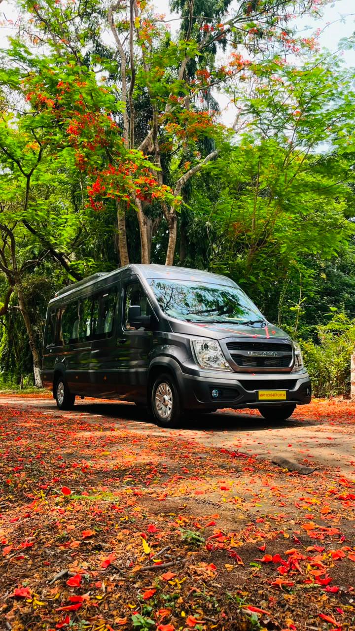 Force Urbania Tour Van